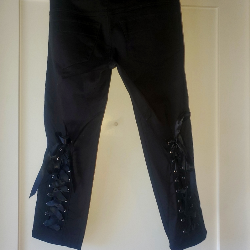 Pinky Pinups corset capris
